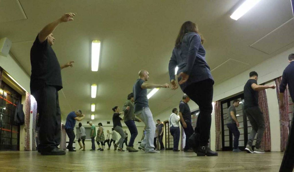 Greek dancing classes for Adults, workshops and private lessons in Cockfosters North London. Beginners welcome. Wedding dances from Cyprus and Greece.